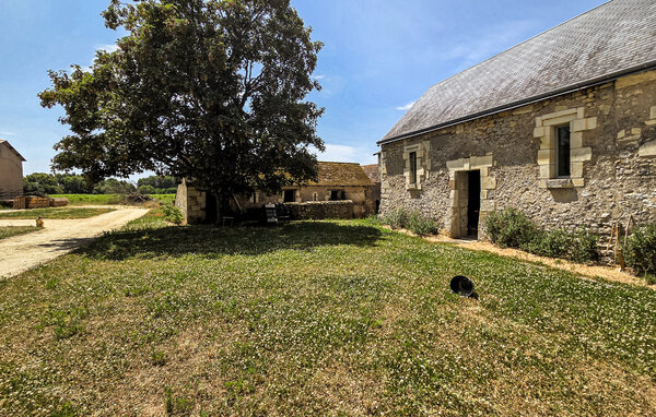 Semesterhus - CHANAY SUR LATHAN , Frankrike - FEI089 81