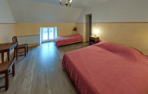 Ferienhaus - EGRY , Frankreich - FER025 601