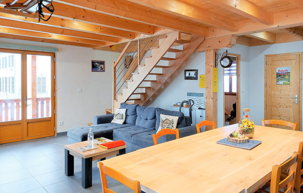 Holiday Home - La Longeville, Charmant chalet , France - FFD009 3