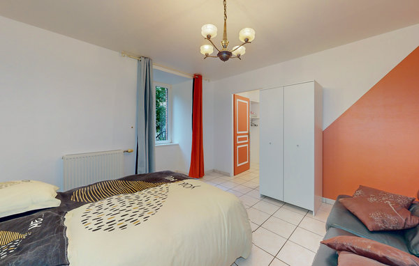 Apartment - Proche Baume les Dames , France - FFD013 602