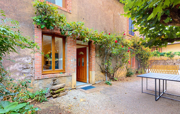 Apartment - Proche Baume les Dames , France - FFD013 101