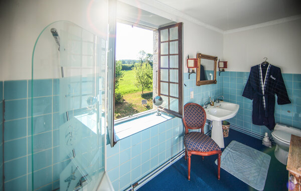 Holiday Home - Chemilly , France - FFH010 701