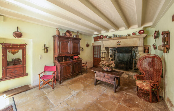 Holiday Home - Chemilly , France - FFH010 5