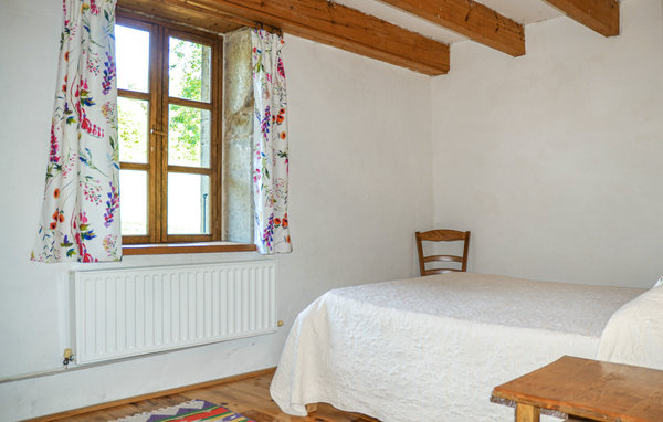 Holiday Home - Gigny , France - FFJ003 603