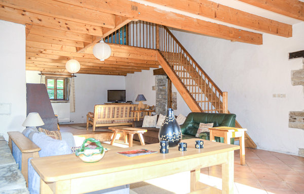 Holiday Home - Gigny , France - FFJ003 4