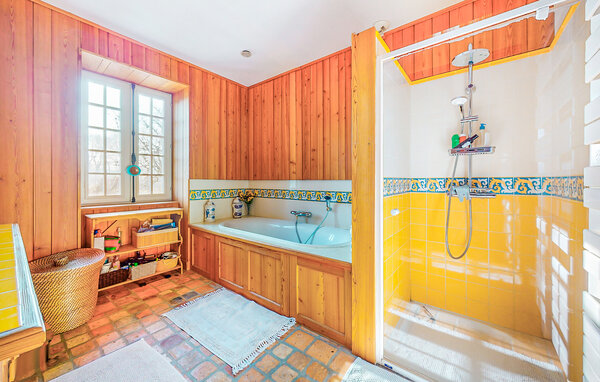 Holiday Home - Aresches , France - FFJ007 701