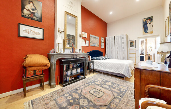 Apartment - Lons-Le-Saunier , France - FFJ008 601