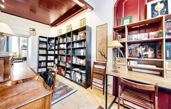 Apartment - Lons-Le-Saunier , France - FFJ008 502