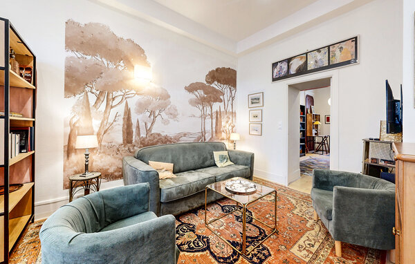 Apartment - Lons-Le-Saunier , France - FFJ008 3