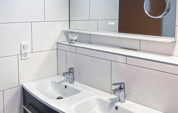 Holiday Home - Mutigney , France - FFJ009 703