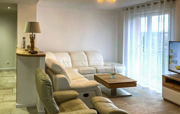 Holiday Home - Mutigney , France - FFJ009 301