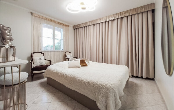 Casa de vacaciones - Saint-Laurent-d'Aigouze , Francia - FGG002 601