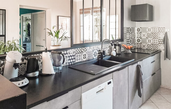 Casa de vacaciones - Saint-Laurent-d'Aigouze , Francia - FGG002 401