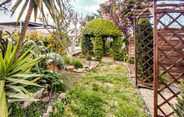 Casa de vacaciones - Saint-Laurent-d'Aigouze , Francia - FGG002 103