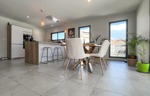 Location de vacances - Saint-Paulet-de-Caisson , France - FGG017 302