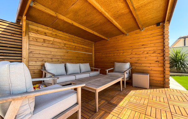 Location de vacances - Saint-Paulet-de-Caisson , France - FGG017 102