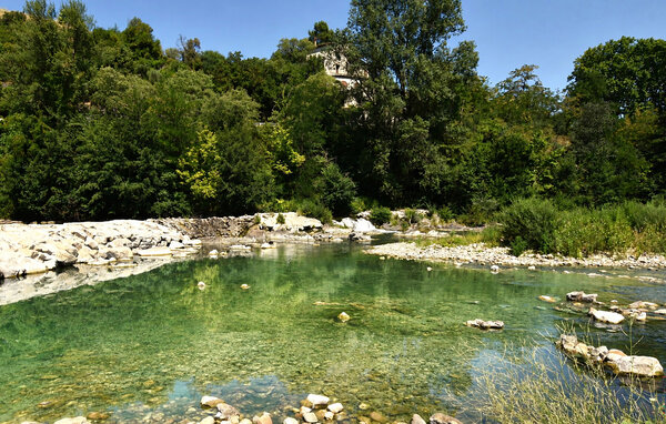 Location de vacances - Saint-Ambroix , France - FGG024 901