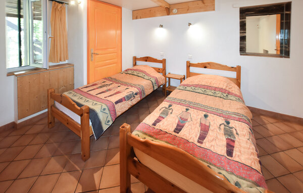 Location de vacances - Saint-Ambroix , France - FGG024 602