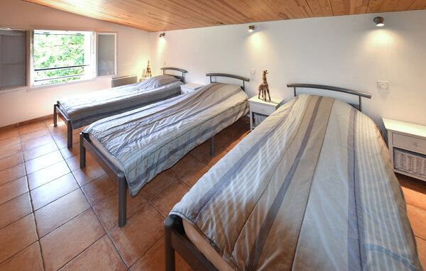 Semesterhus - Saint-Ambroix , Frankrike - FGG025 602