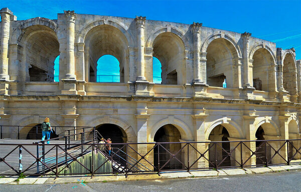 Vakantiehuis - Nimes , Frankrijk - FGG034 907