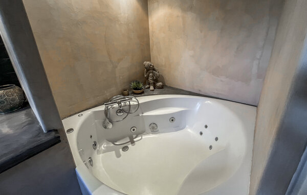 Vakantiehuis - Nimes , Frankrijk - FGG034 702