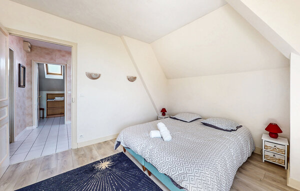 Holiday Home - Sens , France - FGY010 603