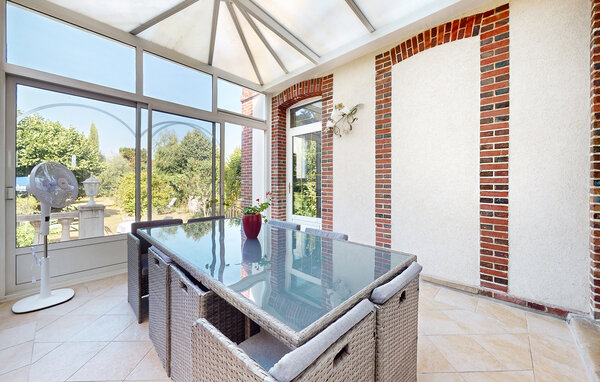 Holiday Home - Sens , France - FGY010 505