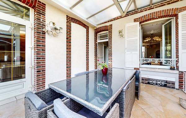 Holiday Home - Sens , France - FGY010 507