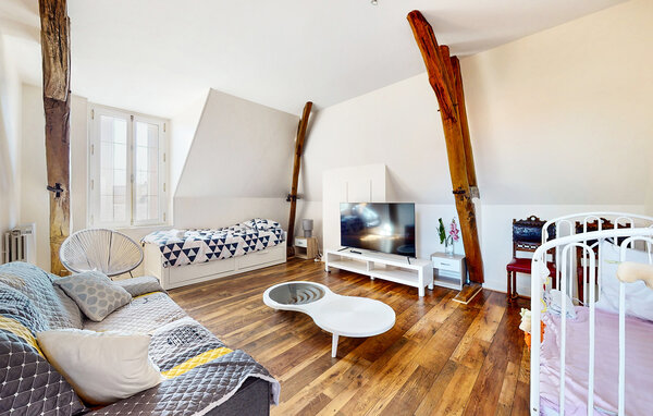 Holiday Home - Sens , France - FGY010 301