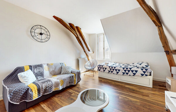 Holiday Home - Sens , France - FGY010 6