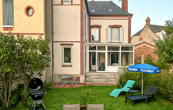 Holiday Home - Sens , France - FGY010 81