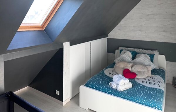 Semesterhus - Levis , Frankrike - FGY012 603