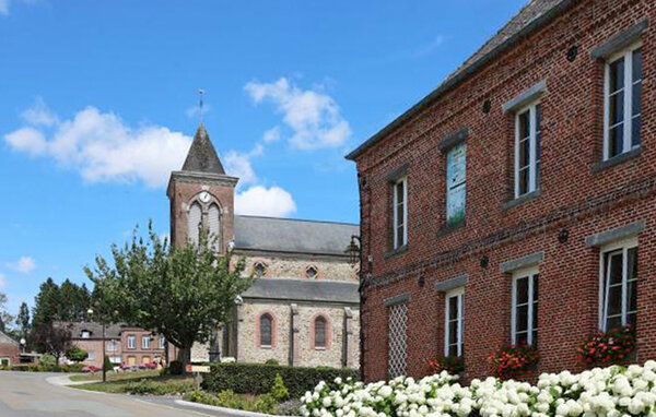 Semesterhus - La Neuville-aux-Joutes , Frankrike - FHA020 903