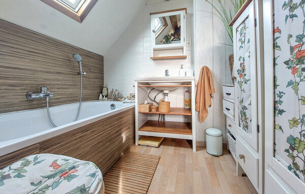 Semesterhus - La Neuville-aux-Joutes , Frankrike - FHA020 701