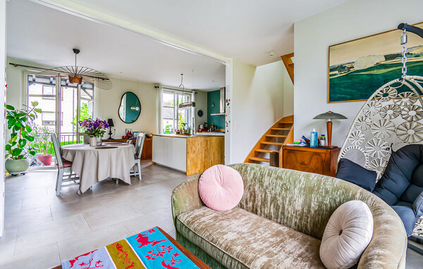 Holiday Home - Bourg La Reine , France - FIH016 4