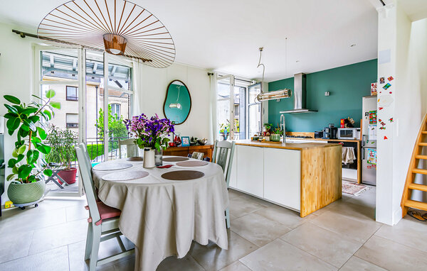 Holiday Home - Bourg La Reine , France - FIH016 5