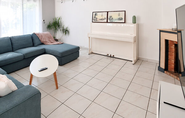 Domy wakacyjne - Mandres-les-Roses , Francja - FIV008 301