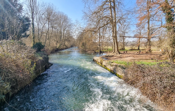 Holiday Home - Ruffec , France - FJC095 902