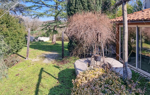 Holiday Home - Ruffec , France - FJC095 101