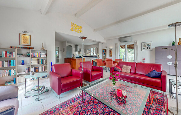 Holiday Home - Ecuras , France - FJC109 4