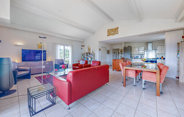 Holiday Home - Ecuras , France - FJC109 5