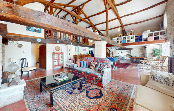 Holiday Home - Saint-Simon , France - FJC110 5