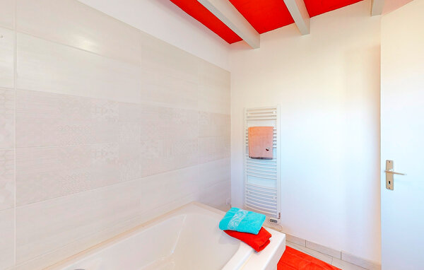 Holiday Home - Grassac , France - FJC111 702