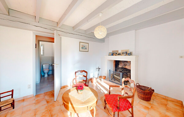 Holiday Home - Grassac , France - FJC111 609