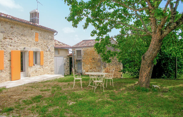 Holiday Home - Grassac , France - FJC111 3