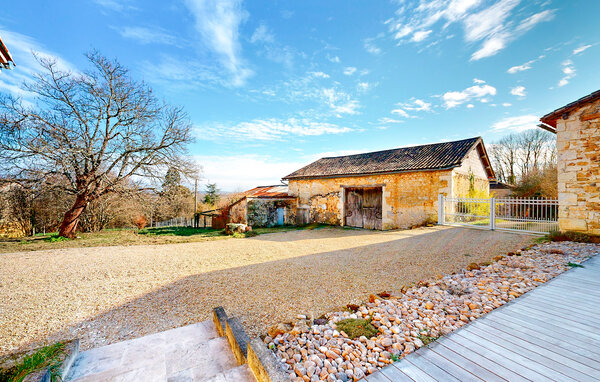 Holiday Home - Grassac , France - FJC111 103