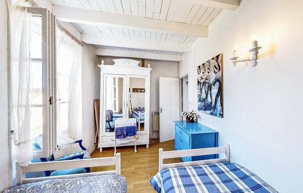 Holiday Home - Oradour-Fanais , France - FJC115 603