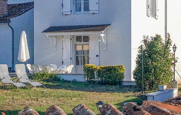 Holiday Home - Oradour-Fanais , France - FJC115 81