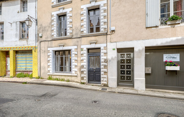 Vakantiehuis - Verteuil-sur-Charente , Frankrijk - FJC116 81