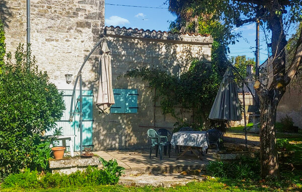 Holiday Home - Saint-Simon , France - FJC118 102